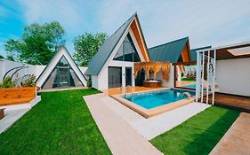 777Sapanca Bungalov Konaklama